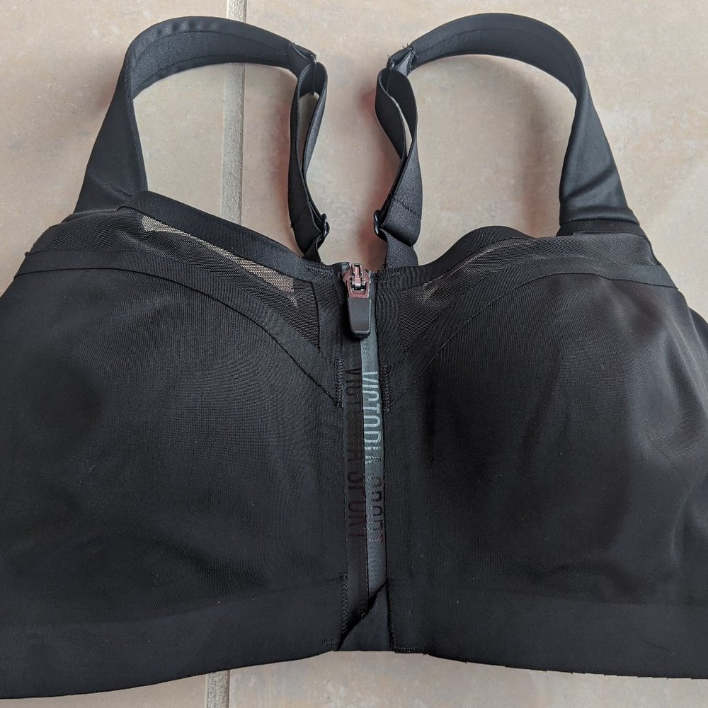 Victoria's Secret Knockout Ultra Max NWOT 34D